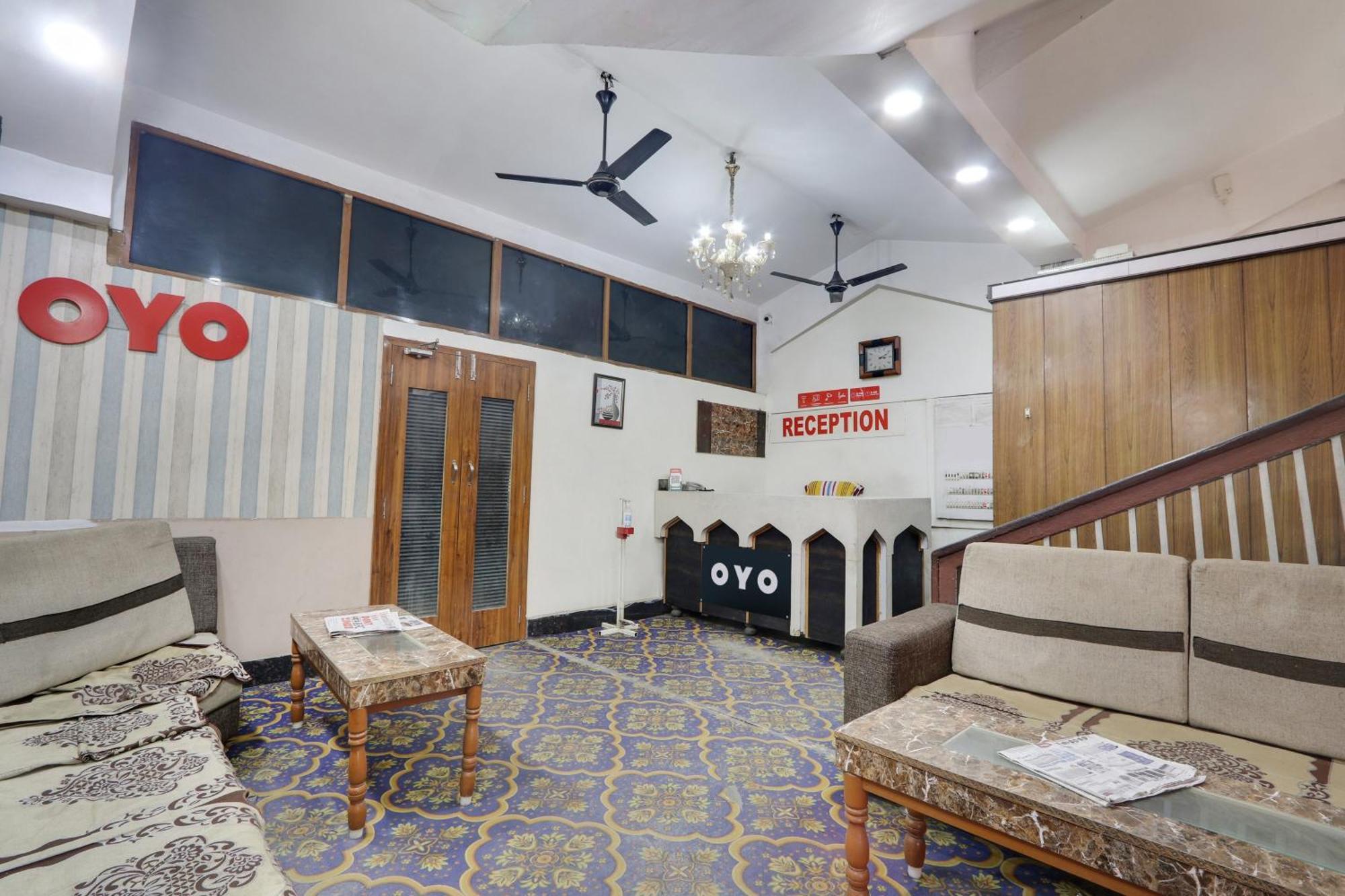 Hotel O Grand Hotel And Lodge Sangareddy Exterior foto